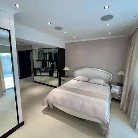 Luxury Facing Valletta Apartament *