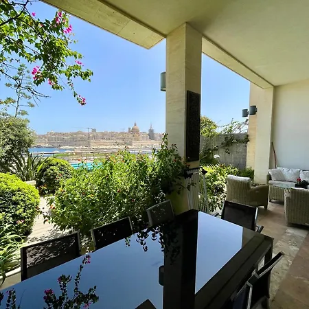 Luxury Facing Valletta