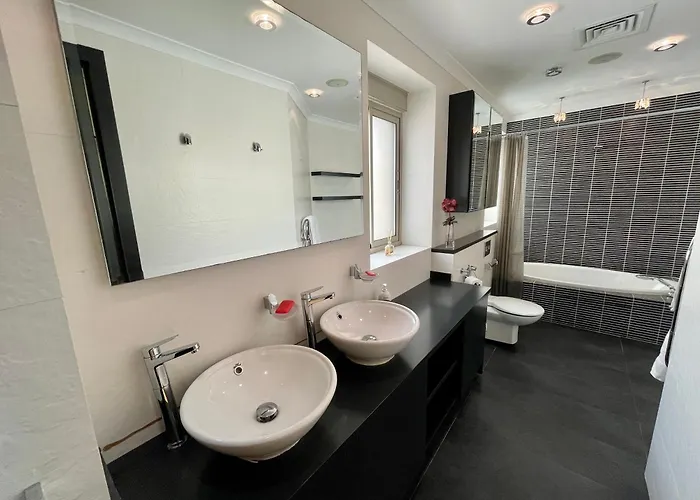 Luxury Facing Valletta Sliema